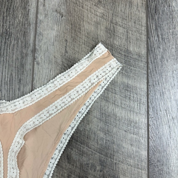 Aerie Tan Lace High Leg Thong - Picture 7 of 9
